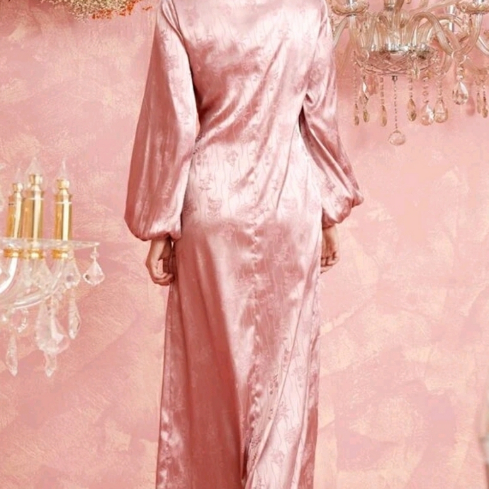 Pink dress, very cute for summer